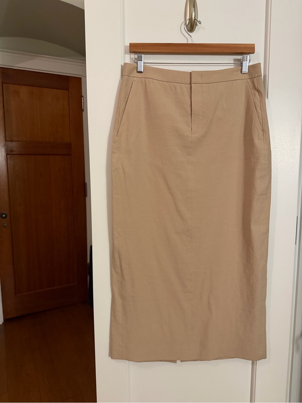 Vince Classic Beige Pencil Skirt